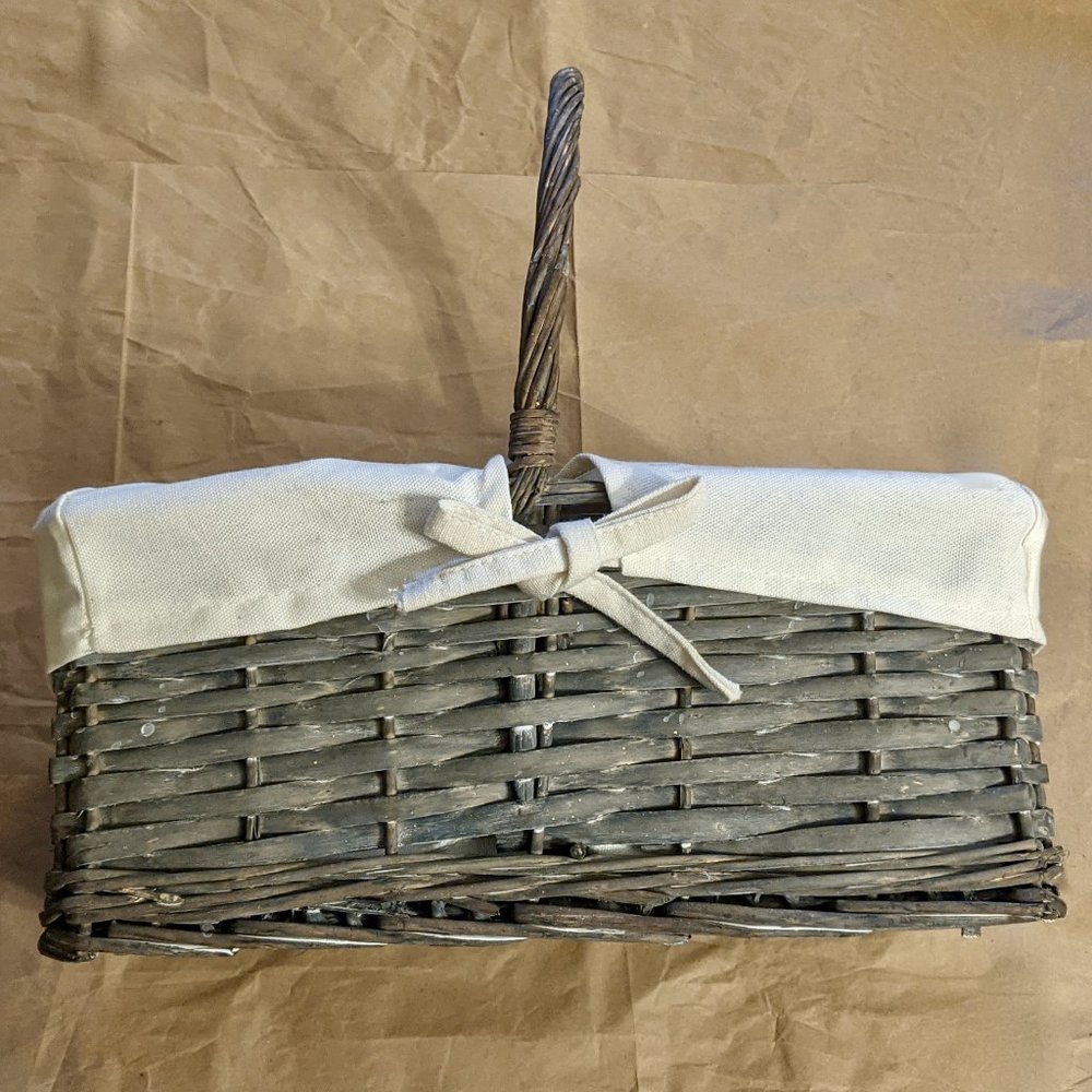 Lined NWOT Divided Wicker Organizer Basket (Grey) - Picture 3 of 15